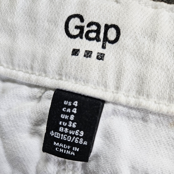 GAP White Denim Mini Skirt Women’s Size 4 | Casual Summer Jean Skirt| Minimalist - Picture 4 of 12